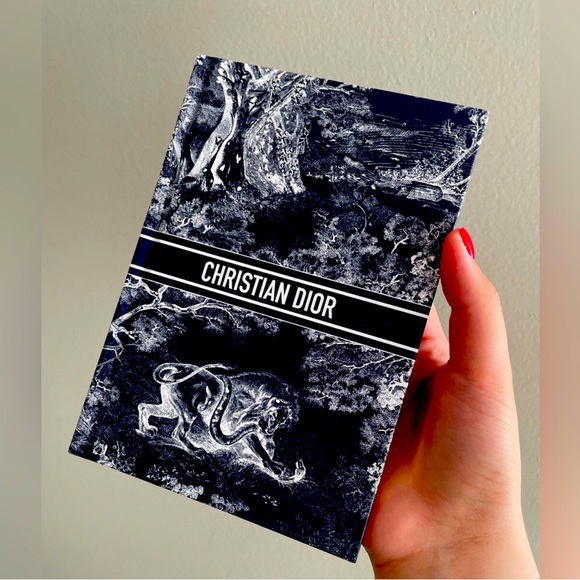 Christian Dior 2023 Edition Journal Notebook๐๏ธ, NEW w/Dior Shopping Bag, CD ๐ - Picture 5 of 8